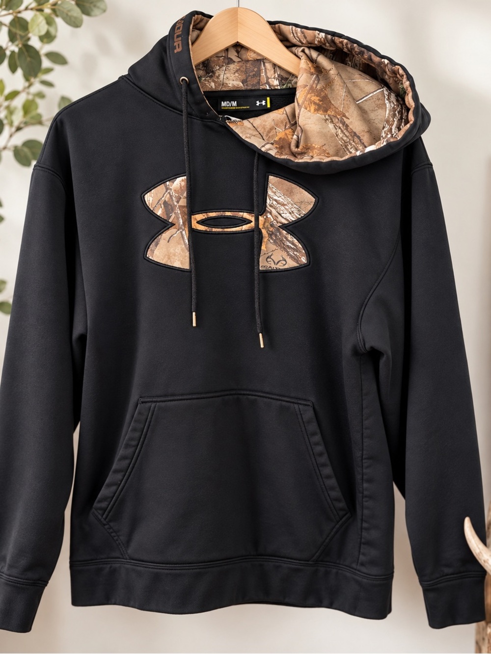 Under Armour Realtree Camo Logo Hoodie Black Men’s M Loose Fit